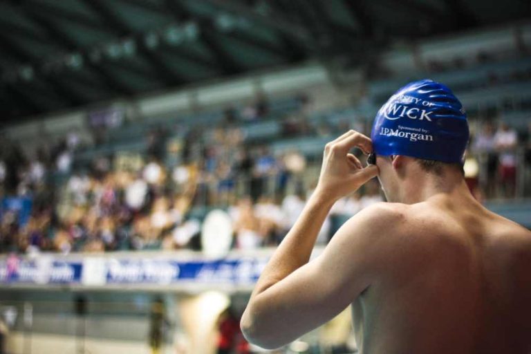 How to Stop Swim Goggles from Leaking