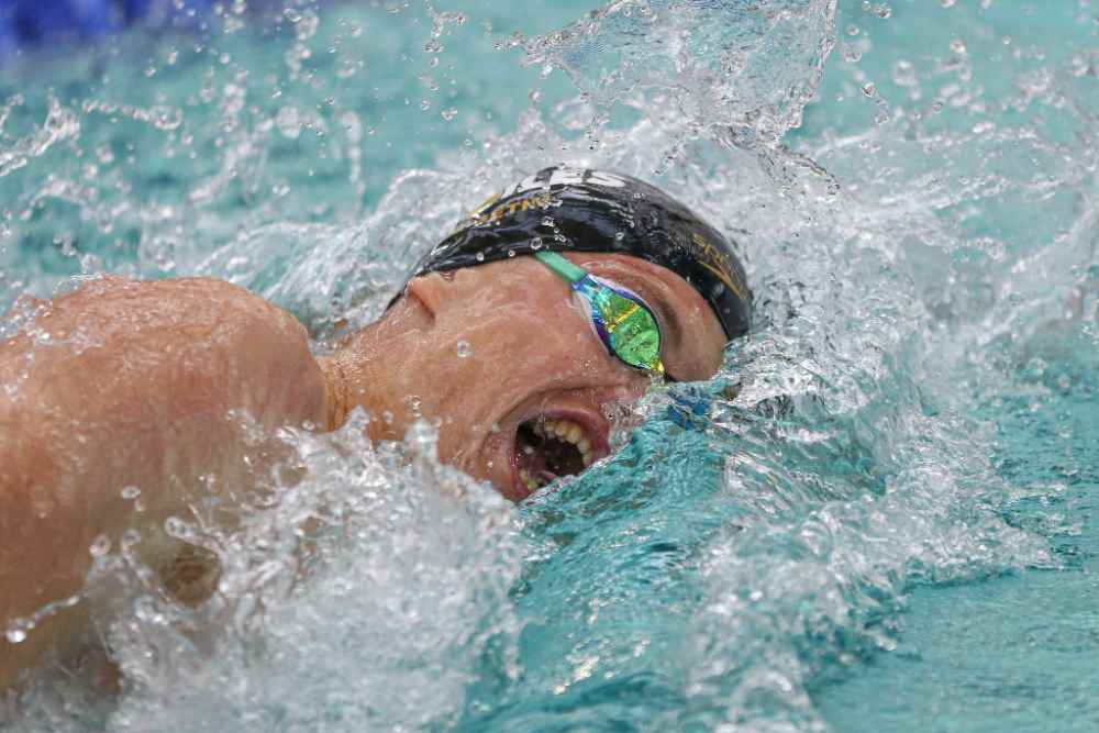 How To Put On Swim Goggles